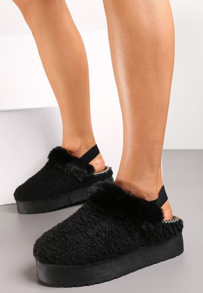 Czarne Futerkowe Śniegowce na Grubej Podeszwie z Gumką na Pięcie Sosena. Czarne trapery i śniegowce Renee. Za 84.99 zł.