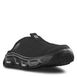 Klapki Salomon. Czarne klapki Salomon, bez wzorów, bez obcasa. Za 319.99 zł.