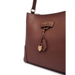 Torebka LOVE MOSCHINO. Brązowe torebki klasyczne Love Moschino, bez wzorów, bez dodatków. Za 1,009.00 zł.