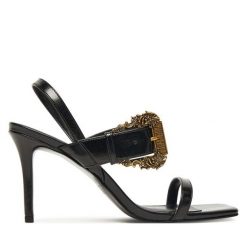 Sandały Versace Jeans Couture. Czarne sandały Versace Jeans Couture, bez wzorów, z jeansu, bez obcasa, na szpilce, bez zapięcia. Za 639.99 zł.