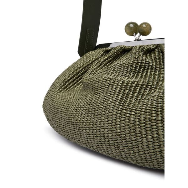 Torebka Weekend Max Mara. Zielone torebki klasyczne Weekend Max Mara, bez wzorów, bez dodatków. Za 1,579.00 zł.