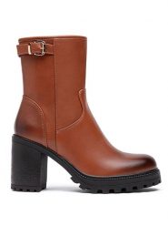 Foreverfolie Botki w kolorze jasnobrązowym rozmiar: 39. Brązowe botki Foreverfolie, bez wzorów, bez obcasa, bez zapięcia. Za 118.56 zł.