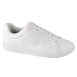 Buty do chodzenia damskie Fila Crosscourt. Białe obuwie sportowe Fila, bez zapięcia, trekkingowe. W wyprzedaży za 135.00 zł.