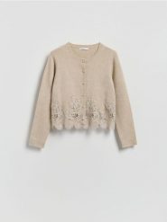 Kardigan z koronkowym wykończeniem - beżowy. Brązowe kardigany Reserved, l, bez wzorów, z dzianiny. Za 139.99 zł.