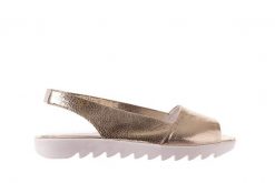 Sandały Bayla-163 319-310 386 Gold, Złoty, Skóra naturalna - 38. Żółte sandały Bayla, bez wzorów, z materiału, bez obcasa, bez zapięcia. W wyprzedaży za 62.10 zł.