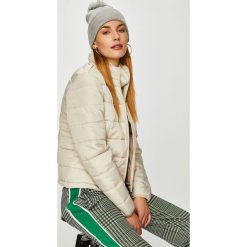 Vero Moda - Kurtka Simone. Niebieskie kurtki Vero Moda, l, bez wzorów, z poliesteru, bez kaptura. W wyprzedaży za 79.90 zł.