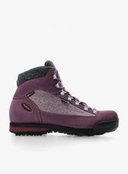 Buty trekkingowe damskie AKU Ultra Light Warm GTX. Fioletowe trekkingi Aku, z gore-texu, przed kolano, trekkingowe. Za 922.89 zł.