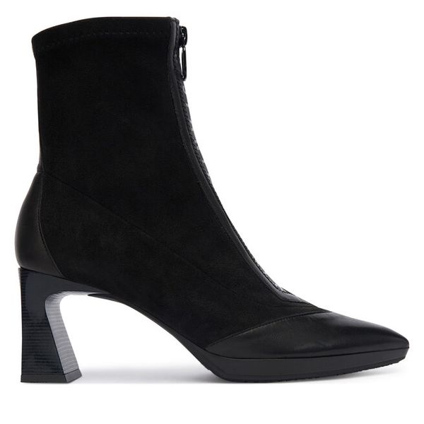 Botki Hispanitas. Czarne botki Hispanitas, bez wzorów, bez obcasa, na słupku, bez zapięcia. Za 789.99 zł.