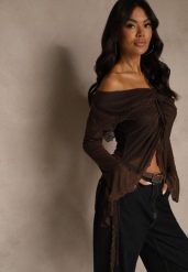 Brązowa Bluzka Off Shoulder z Falbankami z Siateczki z Bawełny i Wiskozy Fenisella. Brązowe bluzki Renee, l, bez wzorów, z bawełny, eleganckie, bez kołnierzyka, bez ramiączek. Za 89.99 zł.