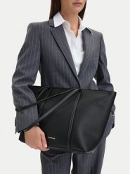 GINO ROSSI Torebka C-LDA9518 Czarny. Czarne shopper Gino Rossi, bez wzorów, ze skóry, bez dodatków. Za 199.99 zł.