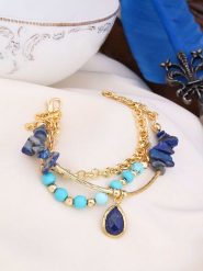L'Atelier de Gaia Pozłacana bransoletka z lapis lazuli rozmiar: onesize. Niebieskie bransoletki L'Atelier de Gaia, z lazurytem, pozłacane. Za 92.64 zł.