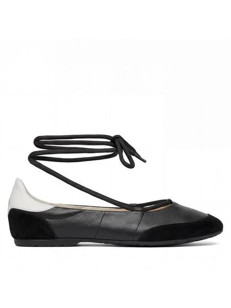 Patrizia Pepe Baleriny 8Z0123/L150-K103 Czarny. Czarne baleriny Patrizia Pepe, bez wzorów, ze skóry, bez obcasa. Za 545.99 zł.