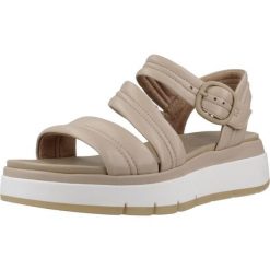 Sandały CLARKS TUSCAN STRAP Nago. Brązowe sandały Clarks, bez wzorów, ze skóry, bez obcasa, bez zapięcia. Za 407.99 zł.