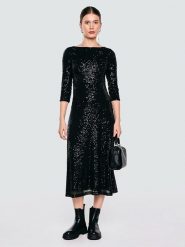 BIG STAR Sukienka w kolorze czarnym rozmiar: XS. Czarne sukienki Big Star, xs, bez wzorów, retro, bez kołnierzyka, bez ramiączek, midi. Za 169.99 zł.