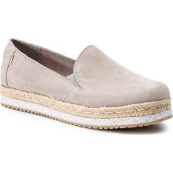 Espadryle TOMS - Palma 10013369 Drizzle Grey Suede. Szare espadryle Toms, bez wzorów, z materiału, bez obcasa, na płaskiej podeszwie, bez zapięcia. W wyprzedaży za 259.00 zł.