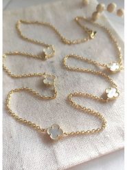 Miu Silver Pozłacany naszyjnik z elementami ozdobnymi - dł. 60 cm rozmiar: onesize. Białe naszyjniki Miu Silver, pozłacane. Za 217.99 zł.