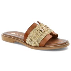 Brązowe Klapki Armodo Stylowe Obuwie Damskie. Brązowe klapki Armodo, z aplikacjami, z jeansu, bez obcasa, na płaskiej podeszwie. Za 289.00 zł.