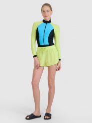 4F Spodenki plażowe damskie - zielone XL. Zielone szorty 4f, bez wzorów, z elastanu, sportowe. W wyprzedaży za 39.99 zł.