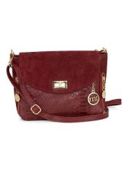 Mia Tomazzi Skórzana torebka "Dergano" w kolorze bordowym - 26 x 21 x 10 cm rozmiar: onesize. Czerwone torby na ramię Mia Tomazzi, bez wzorów, z materiału, na ramię, bez dodatków. Za 217.99 zł.