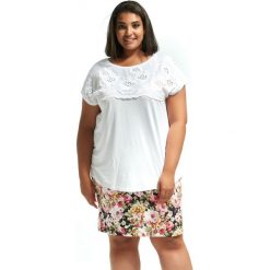 Biała bluzka Hania z haftem duże rozmiary XXL OVERSIZE PLUS SIZE LATO. Białe bluzki Moda Size Plus Iwanek, plus size, z aplikacjami, z bawełny, eleganckie, bez kołnierzyka, plus size, bez ramiączek. W wyprzedaży za 55.00 zł.