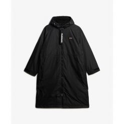 Kurtka przeciwdeszczowa damska Superdry. Czarne kurtki sportowe Superdry, uniwersalny, bez wzorów, bez kaptura. W wyprzedaży za 680.25 zł.