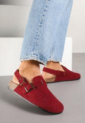 Bordowe Sandały Chodaki z Ozdobną Klamerką i Paskiem Senelra. Czerwone sandały Renee, bez wzorów, eleganckie, bez obcasa, na obcasie, bez zapięcia. W wyprzedaży za 52.49 zł.