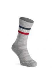 Skarpety turystyczne Mons Royale Signature Crew Sock. Szare skarpety Mons Royale, bez wzorów, z elastanu. Za 100.09 zł.