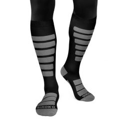 Skarpety do sportów zimowych unisex SIROKO Aoraki. Czarne skarpety SIROKO, bez wzorów, z materiału. Za 85.00 zł.