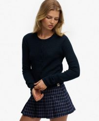 Superdry Lekki kardigan Essential z bawełny – Slim Fit. Niebieskie kardigany Superdry, z aplikacjami, z bawełny. Za 268.50 zł.