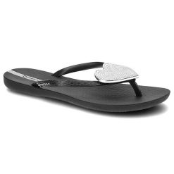 Czarne Japonki Ipanema Wodoodporne Klapki Damskie. Czarne klapki Ipanema, z aplikacjami, bez obcasa. Za 89.99 zł.