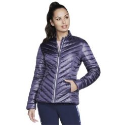 Kurtka sportowa damska GO Shield Shine Jacket. Fioletowe kurtki sportowe Skechers, m, bez wzorów, z poliesteru, bez kaptura, trekkingowe. Za 279.99 zł.