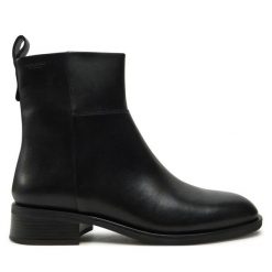 Botki Vagabond Shoemakers. Czarne botki Vagabond Shoemakers, bez wzorów, bez obcasa, na płaskiej podeszwie, bez zapięcia. Za 769.99 zł.