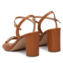 Sandały HÖGL. Brązowe sandały Högl, bez wzorów, bez obcasa, na słupku, bez zapięcia. Za 799.99 zł.