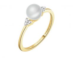 Pierścionek z żółtego złota z diamentami i perłą - próba 375. Żółte pierścionki Apart, z diamentem, złote. Za 1,490.00 zł.