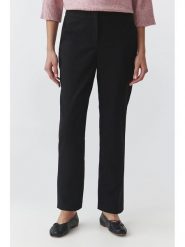 TATUUM Spodnie "Olia" w kolorze czarnym rozmiar: 36. Czarne spodnie materiałowe Tatuum, bez wzorów, z materiału. Za 179.64 zł.