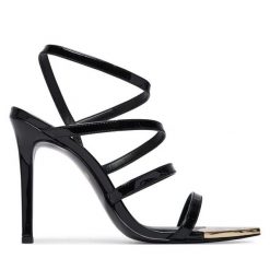 Sandały Just Cavalli. Czarne sandały Just Cavalli, bez wzorów, bez obcasa, na szpilce, bez zapięcia. Za 896.99 zł.