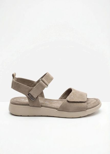 Sandały Tamaris. Brązowe sandały bonprix, bez wzorów, bez obcasa, bez zapięcia. Za 179.99 zł.