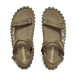 Sandały GUMBIES TRACKER SANDALS UNISEX. Brązowe sandały Gumbies, bez wzorów, sportowe, bez obcasa, bez zapięcia. Za 119.99 zł.