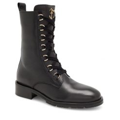 Botki Eva Minge. Czarne botki Eva Minge, bez wzorów, bez obcasa, na płaskiej podeszwie, bez zapięcia. Za 479.00 zł.