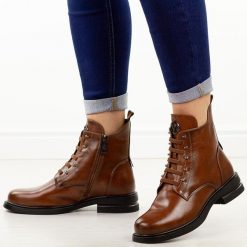Brązowe płaskie botki damskie Vinceza 58578. Brązowe botki VINCEZA, na jesień, bez wzorów, z jeansu, z okrągłym noskiem, bez obcasa, na płaskiej podeszwie, bez zapięcia. Za 219.00 zł.