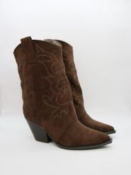 Bellucci Kowbojki w kolorze brązowym rozmiar: 36. Brązowe kozaki Bellucci, na zimę, bez obcasa, bez zapięcia. Za 165.99 zł.