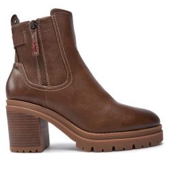 Botki s.Oliver. Brązowe botki S.Oliver, bez wzorów, bez obcasa, na słupku, bez zapięcia. Za 379.99 zł.