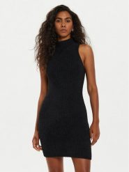 Guess Sukienka codzienna W4BK72 Z3BJ0 Czarny Regular Fit. Czarne sukienki Guess, na co dzień, xl, z aplikacjami, z syntetyku, bez kołnierzyka, bez ramiączek, proste. Za 259.99 zł.