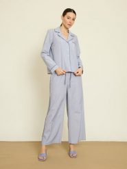 BGN Koszula w kolorze błękitnym rozmiar: 36. Niebieskie koszule BGN, bez wzorów, bez kołnierzyka, bez ramiączek. Za 121.99 zł.