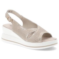 Sandały damskie S. Barski, skórzane licowe na koturnie ażurowe na sprzączkę, złote, LR51-660. Żółte sandały S.BARSKI, w ażurowe wzory, biznesowe, z otwartym noskiem, bez obcasa, na koturnie, bez zapięcia. Za 149.00 zł.