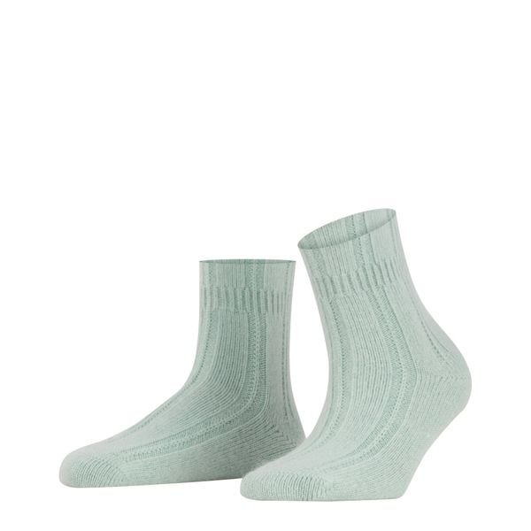 Skarpetki damskie Falke Bedsock. Czarne skarpety Falke, bez wzorów, z elastanu. Za 141.00 zł.