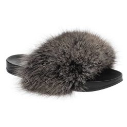 Czarne Klapki Luka-Pelli Damskie Wygodne Buty. Czarne klapki Luka-Pelli, bez wzorów, z syntetyku, bez obcasa, na obcasie. Za 189.00 zł.