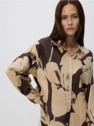 Wzorzysta koszula - wielobarwny. Koszule Reserved, l, bez wzorów, z bawełny, bez kołnierzyka, bez ramiączek. Za 139.99 zł.