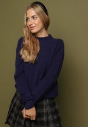 Granatowy Sweter z Wełną i Wiskozą o Prostym Fasonie z Półgolfem Giolera. Niebieskie swetry Born2be, s, bez wzorów, z wełny, bez ramiączek. Za 109.99 zł.