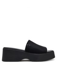 Aldo Klapki Yassu 13388476 Czarny. Czarne klapki Aldo, bez wzorów, z materiału, bez obcasa. Za 259.99 zł.